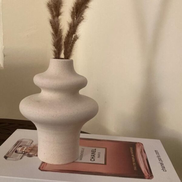 Sable Vase