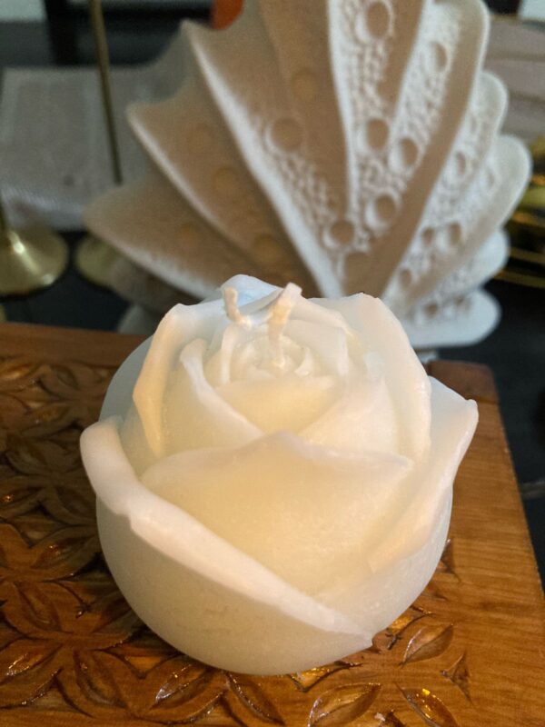 Romantic Rose Scented Candle